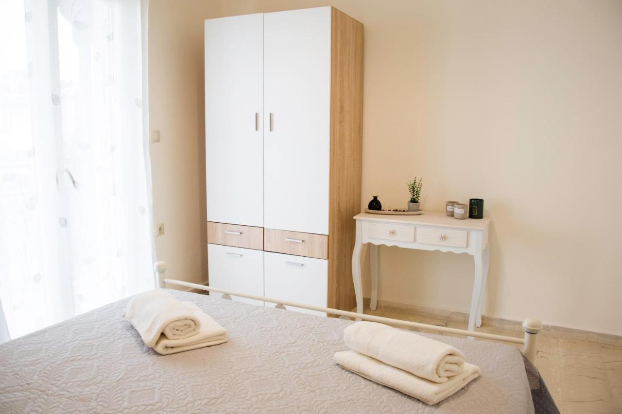 Aurelia Seaside Apartment Kávos Buitenkant foto