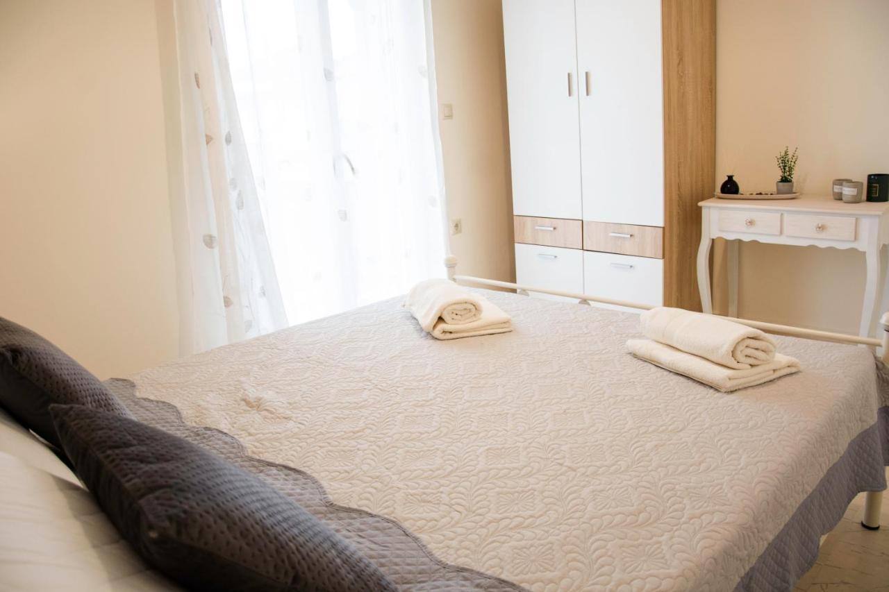 Aurelia Seaside Apartment Kávos Buitenkant foto