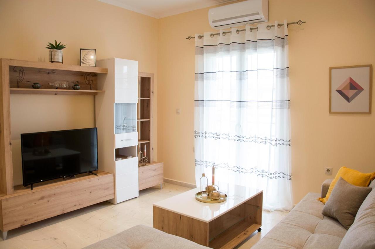 Aurelia Seaside Apartment Kávos Buitenkant foto