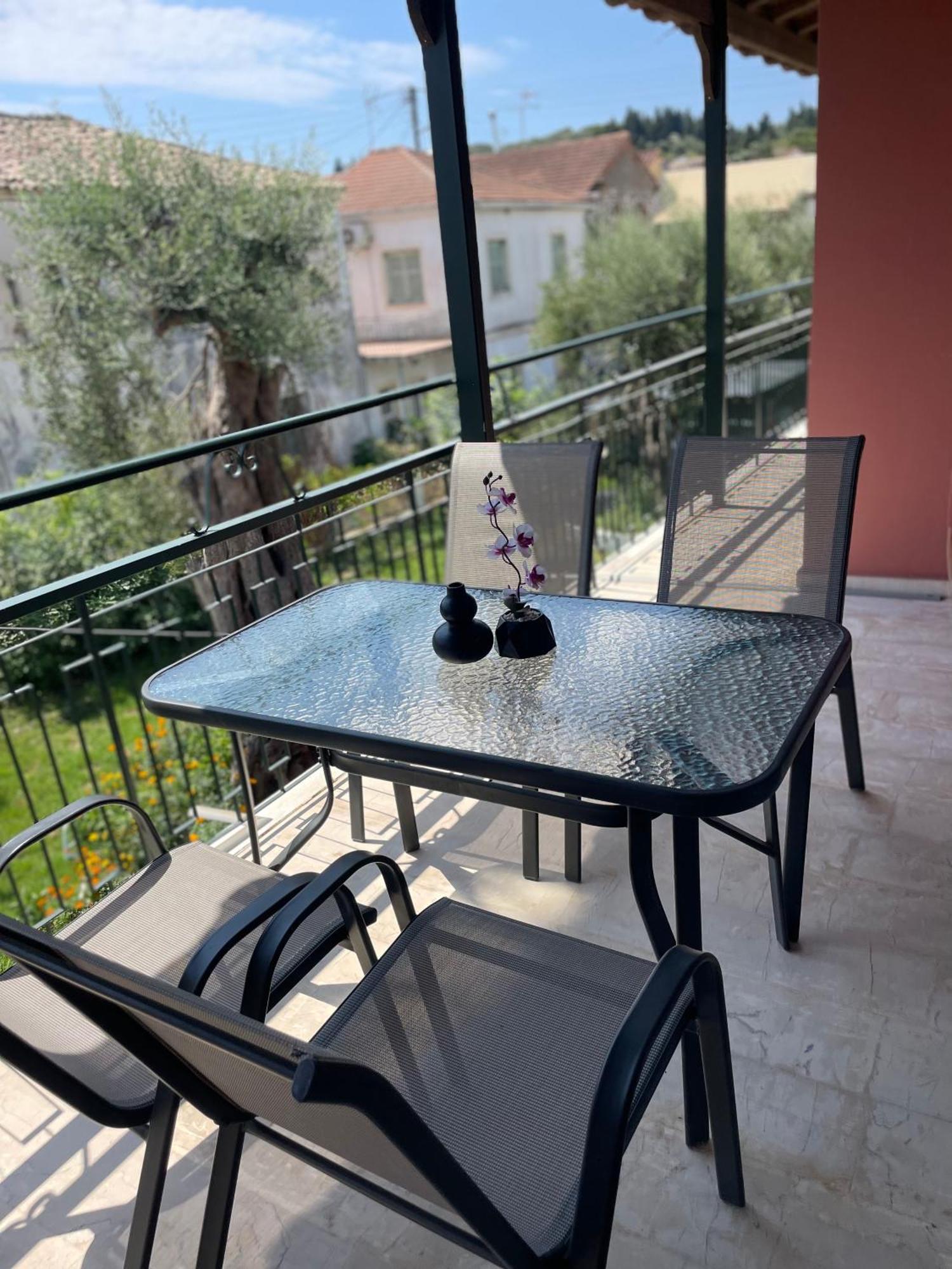 Aurelia Seaside Apartment Kávos Buitenkant foto